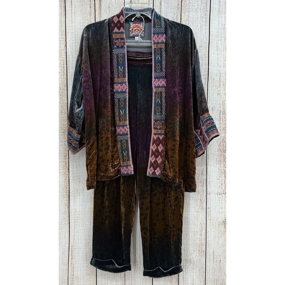Johnny Was Ombre Cheetah Velvet Jacket and Pants Loungewear Set Size Small NWT - Picture 15 of 16